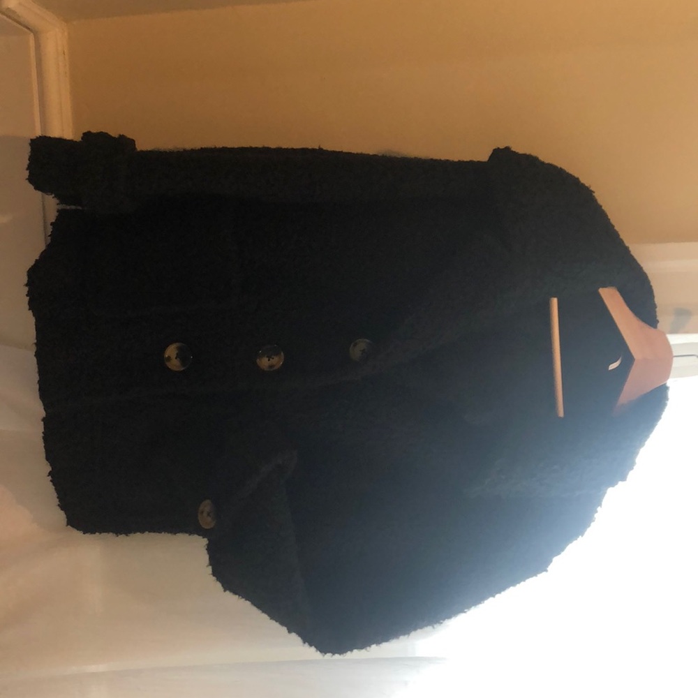 Short teddy coat